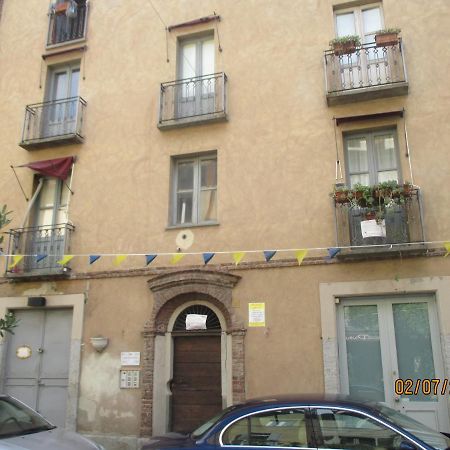 Romantico Bilocale Nel Cuore Del Balon Турин Экстерьер фото